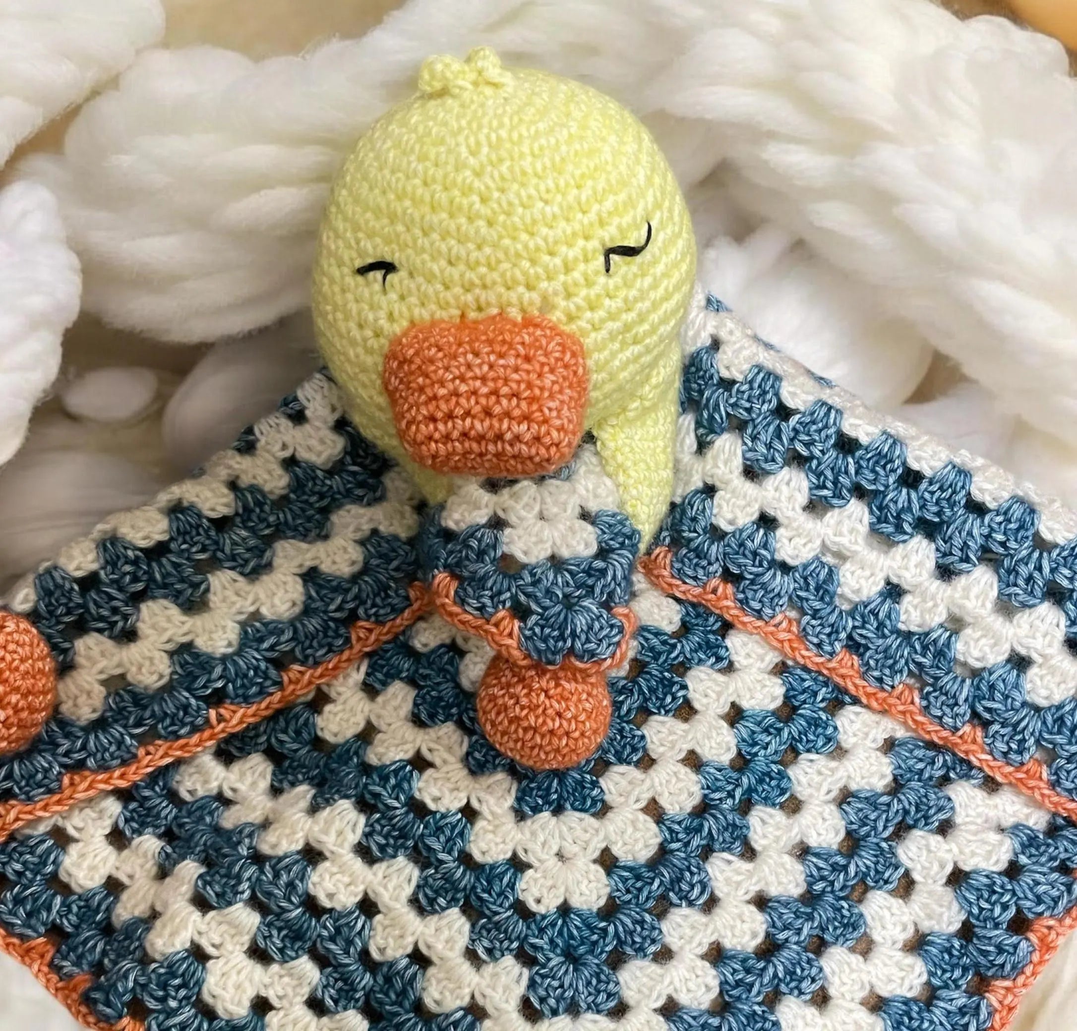 Gender neutral baby blanket with duck design