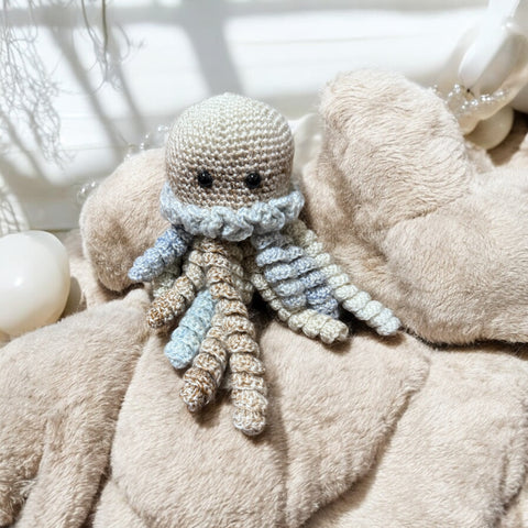 Soft newborn sensory crochet jellyfish toy
