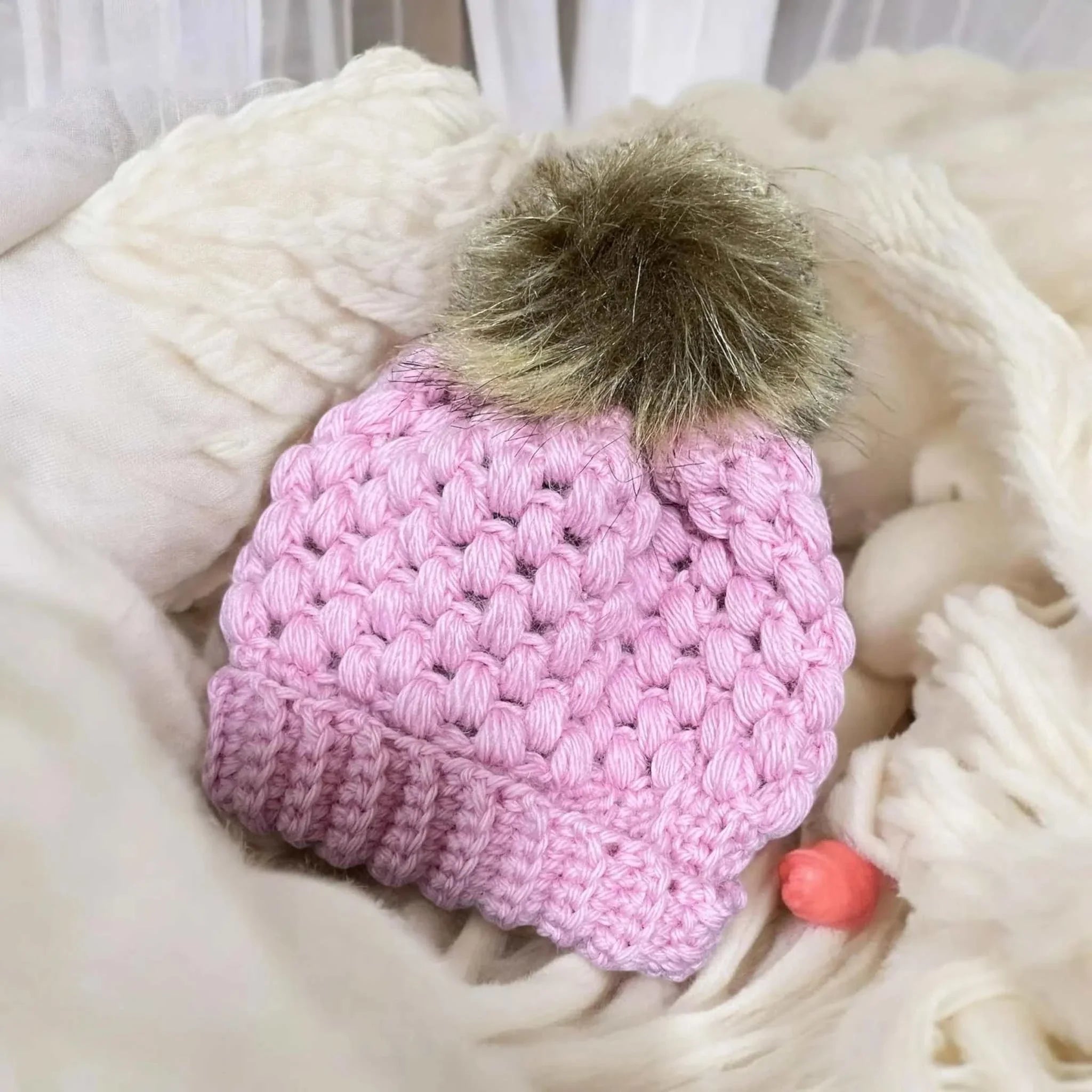 Unisex newborn beanie hat – breathable organic cotton knit
