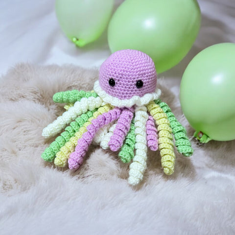 Soft newborn crochet jellyfish comforter UK
